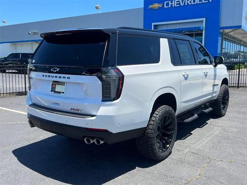 2025 Chevrolet Suburban RST