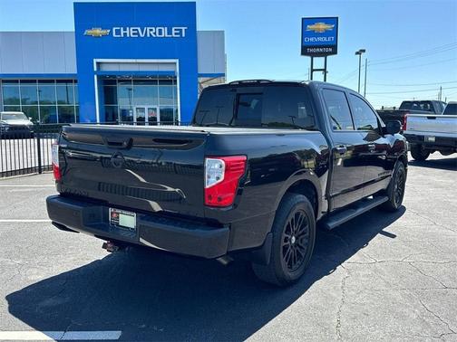 2019 Nissan Titan SV