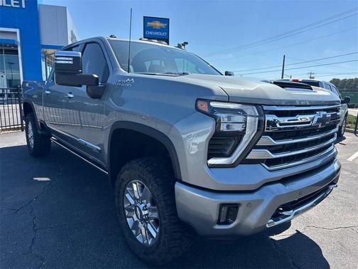 2025 Chevrolet Silverado 2500 High Country