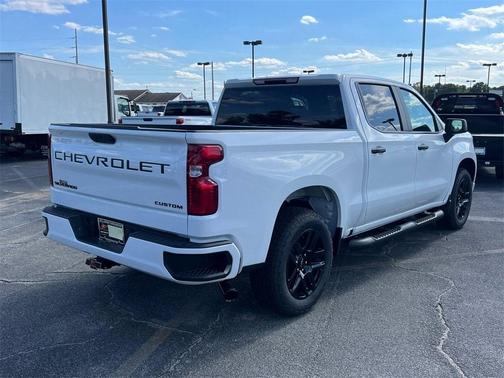 2025 Chevrolet Silverado 1500 Custom