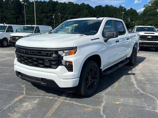 2025 Chevrolet Silverado 1500 Custom