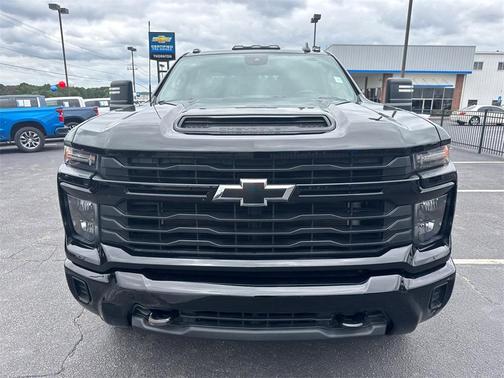 2024 Chevrolet Silverado 2500 Custom