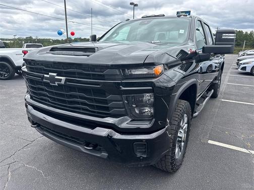 2024 Chevrolet Silverado 2500 Custom