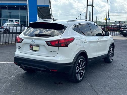 2017 Nissan Rogue Sport SL