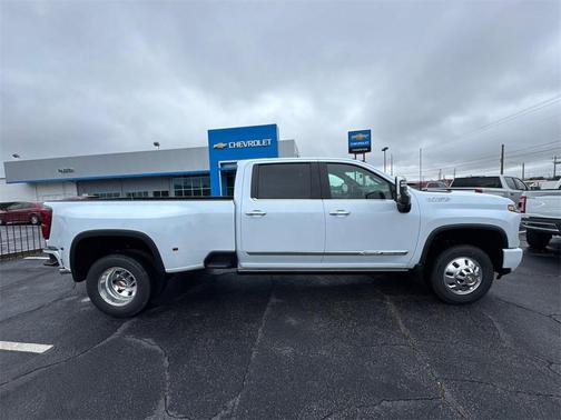 2026 Chevrolet Silverado 3500 High Country