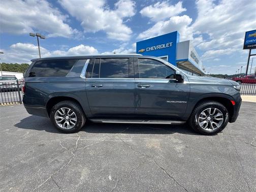 2021 Chevrolet Suburban LT