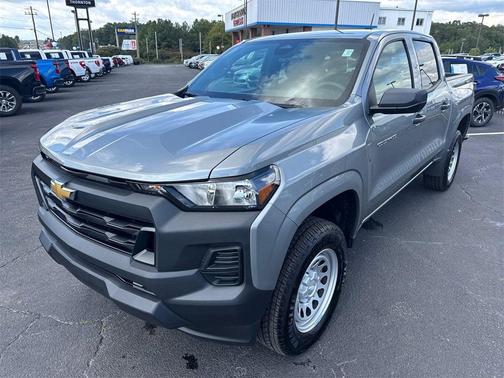 2024 Chevrolet Colorado WT