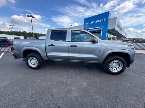 2024 Chevrolet Colorado WT