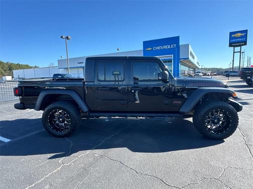 2021 Jeep Gladiator Mojave