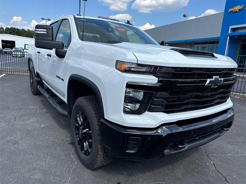 2026 Chevrolet Silverado 2500 Custom