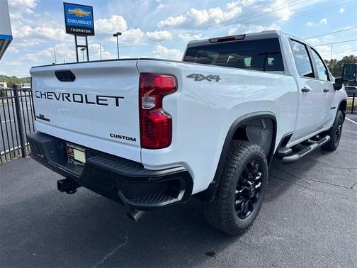 2026 Chevrolet Silverado 2500 Custom