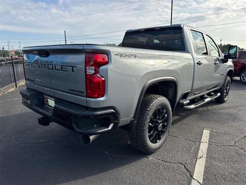 2025 Chevrolet Silverado 2500 Custom