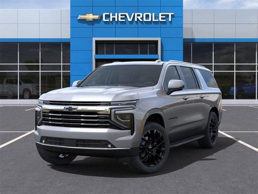 2025 Chevrolet Suburban LT