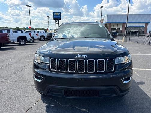 2020 Jeep Grand Cherokee Laredo E
