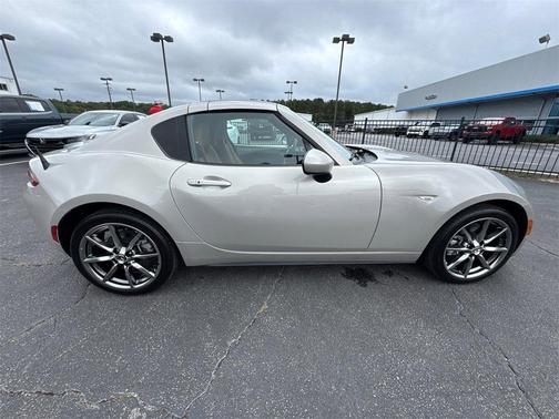 2022 Mazda MX-5 Miata RF Grand Touring