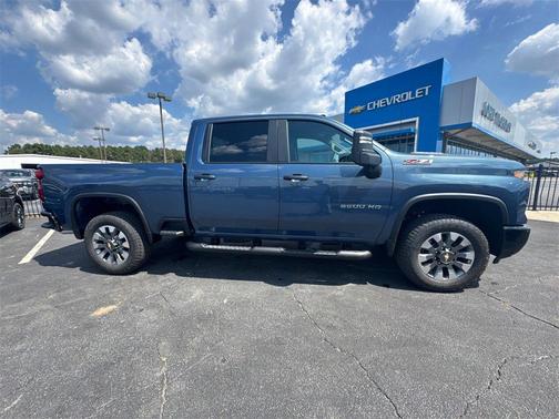 2026 Chevrolet Silverado 2500 Custom