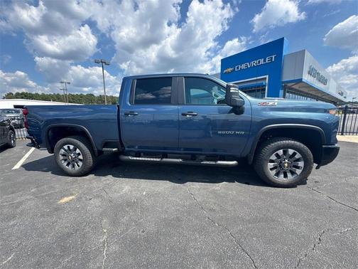 2026 Chevrolet Silverado 2500 Custom