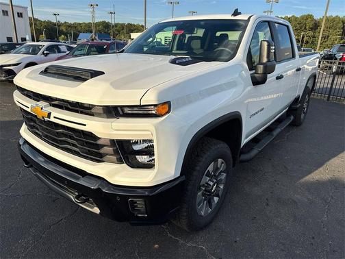 2026 Chevrolet Silverado 2500 Custom