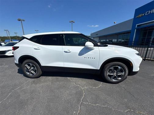 2025 Chevrolet Blazer LT