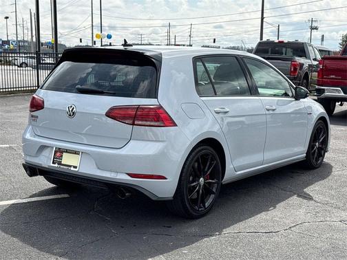 2021 Volkswagen Golf GTI 2.0T SE