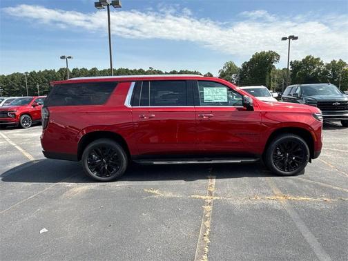 2025 Chevrolet Suburban Premier