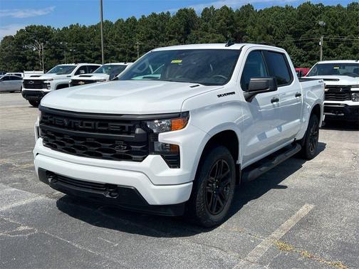 2025 Chevrolet Silverado 1500 Custom