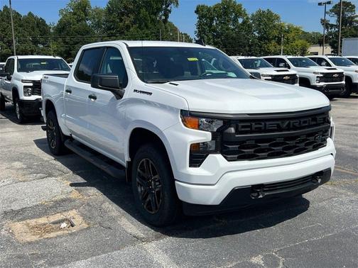 2025 Chevrolet Silverado 1500 Custom