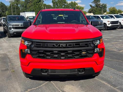 2025 Chevrolet Silverado 1500 Custom