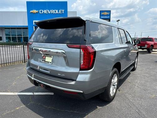 2024 GMC Yukon XL SLT