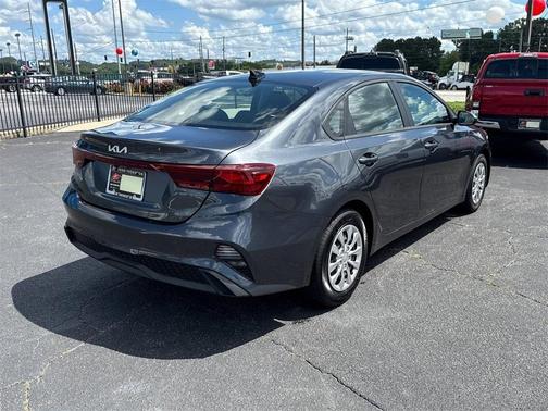 2023 Kia Forte LX