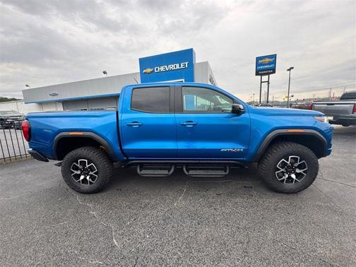 2024 GMC Canyon AT4X