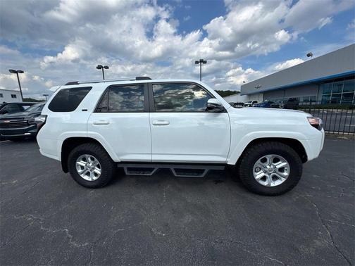 2024 Toyota 4Runner SR5 Premium