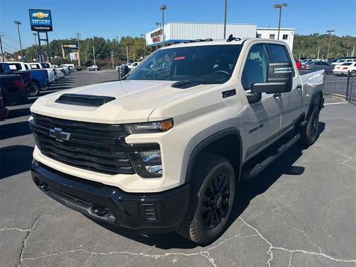 2026 Chevrolet Silverado 2500 Custom