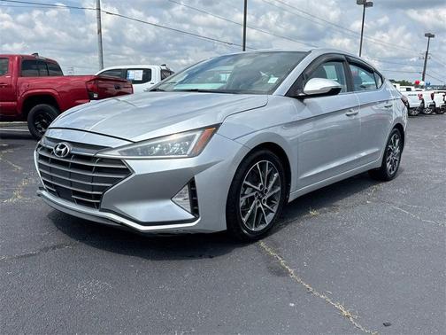 2020 Hyundai ELANTRA Limited