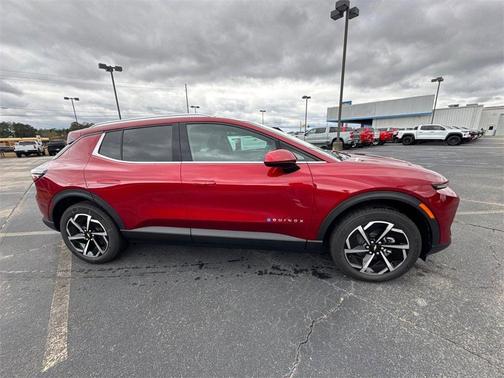 2026 Chevrolet Equinox EV LT 2