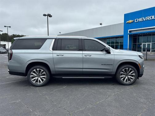 2025 Chevrolet Suburban Premier