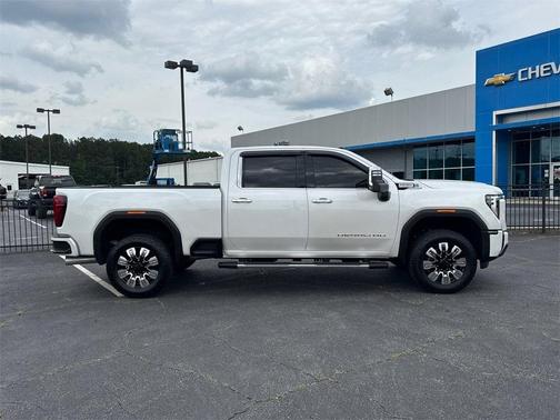 2025 GMC Sierra 2500 Denali