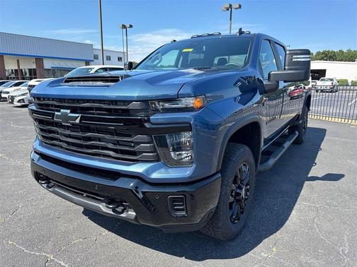2025 Chevrolet Silverado 2500 Custom