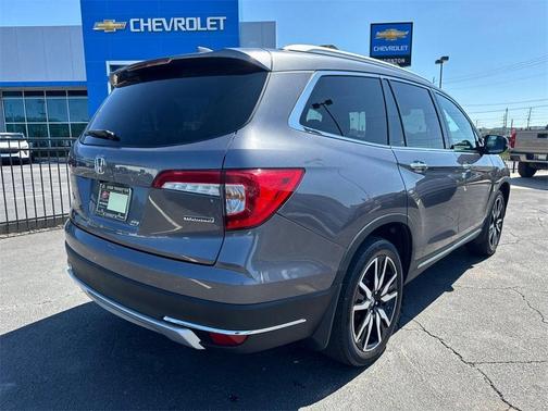 2021 Honda Pilot Touring 7-Passenger