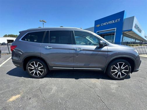 2021 Honda Pilot Touring 7-Passenger