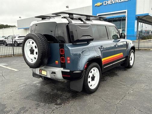 2025 Land Rover Defender P300