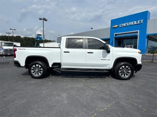 2024 Chevrolet Silverado 2500 Custom
