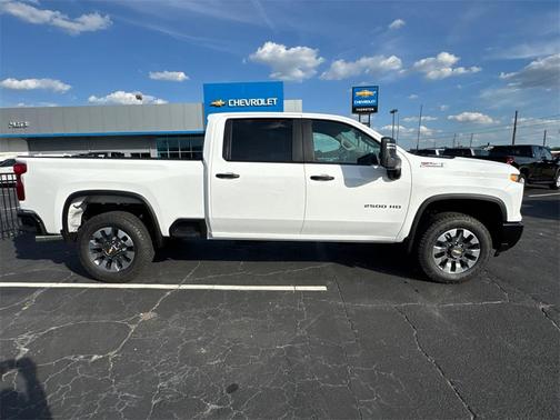 2025 Chevrolet Silverado 2500 Custom