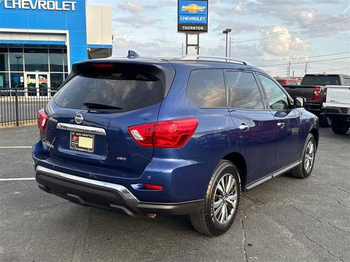 2020 Nissan Pathfinder S