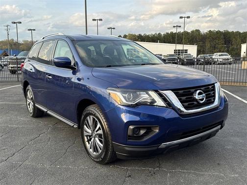 2020 Nissan Pathfinder S