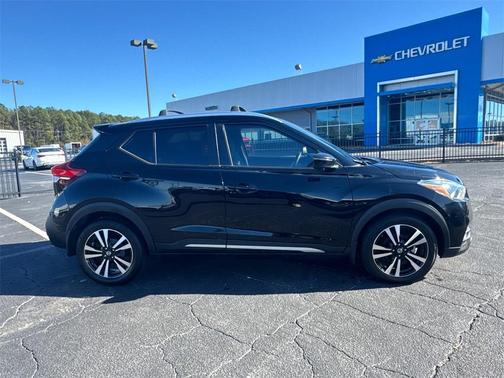 2018 Nissan Kicks SR