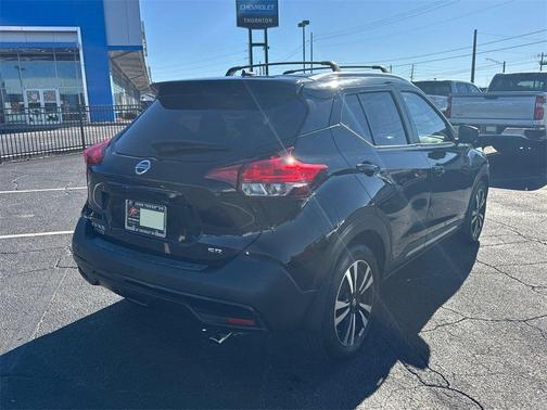 2018 Nissan Kicks SR
