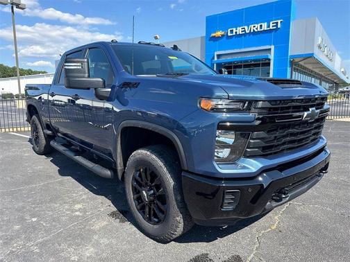 2025 Chevrolet Silverado 2500 Custom