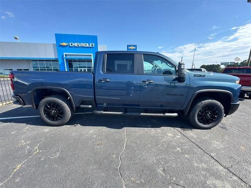 2025 Chevrolet Silverado 2500 Custom