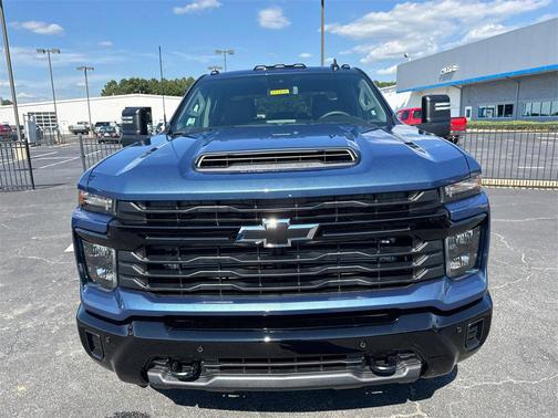 2025 Chevrolet Silverado 2500 Custom